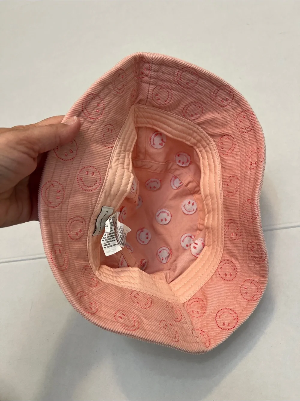 AMERICAN EAGLE PINK ON PINK CORDUROY BUCKET HAT SMILEY FACES